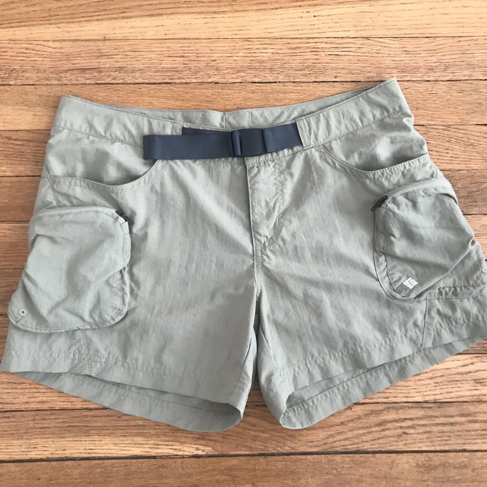 Columbia hiking shorts